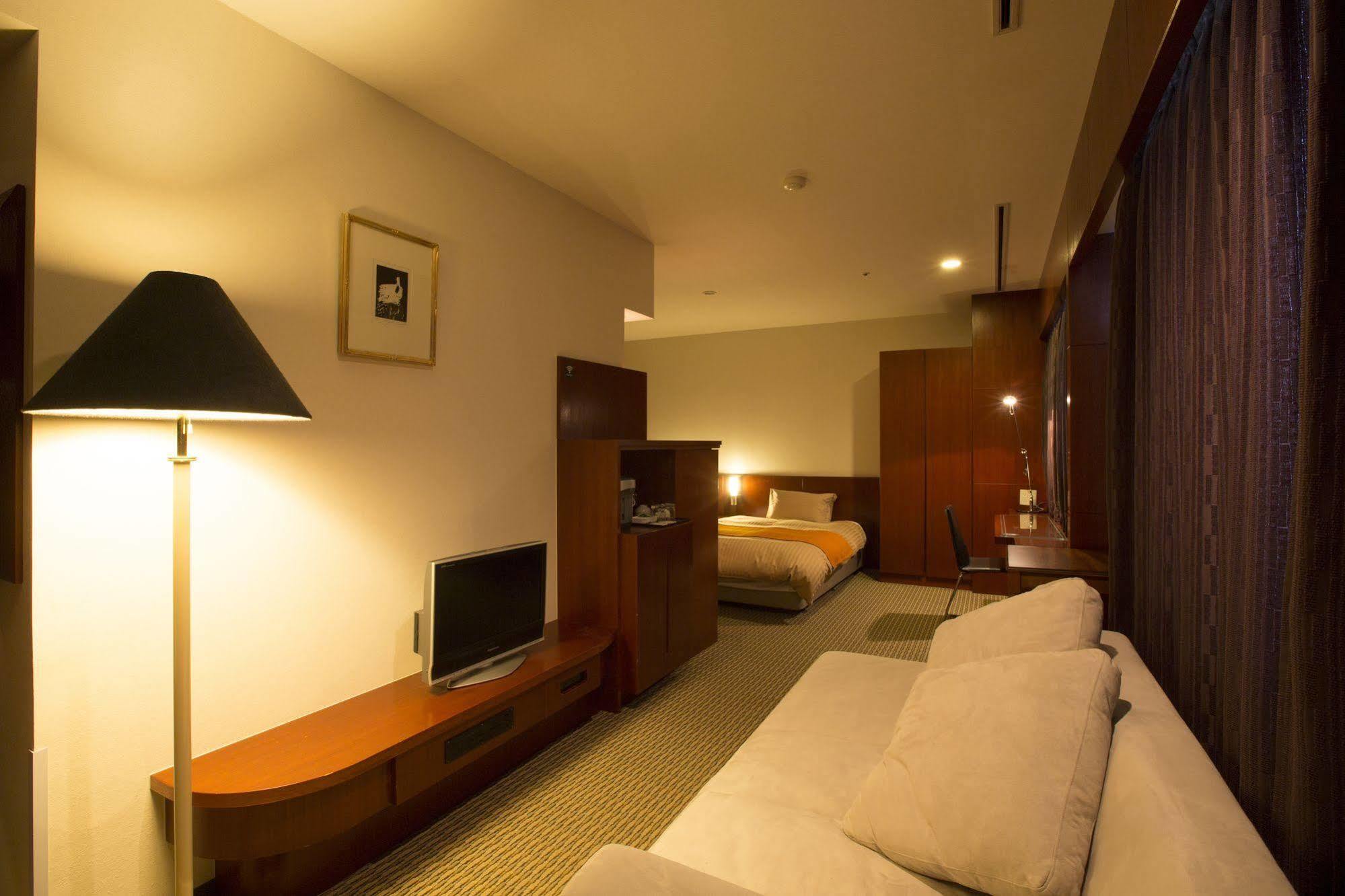 Hotel Granmirage Uozu ภายนอก รูปภาพ